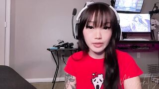 Gamer Gf Gives Sloppy Blowjob POV