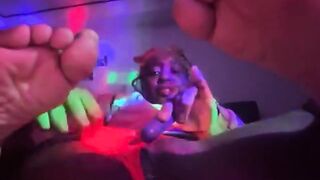 Vibrating ebonypussy