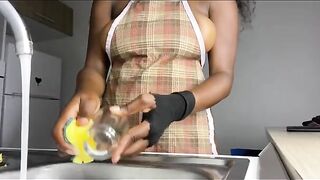 Masturbating after doing the dishes