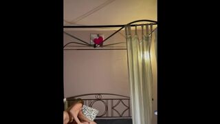 Femme soumise à une autre