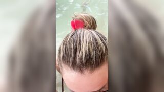 Esposa chupando no hotel