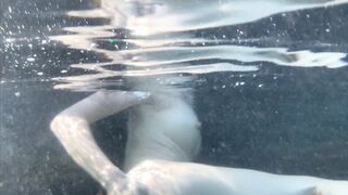 Caught a mermaid masturbating, watching her holes underwater at sea