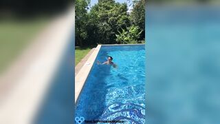 Do u wanna swim with me?