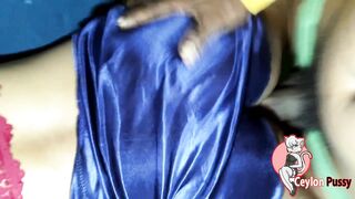 Sri Lankan wife Sri Lankan Cuckold Delivery boy ????????Part 2