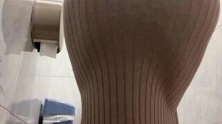 Girl farting compilation