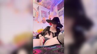 Witch masturbation! (Full vid on OF)