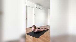 Morning routine with hot Russian slut