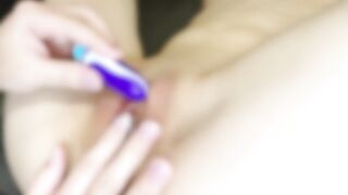 高身長彼女のびちょ濡れオマ〇コ攻め〈正常位/手マン/玩具攻め/クリ攻め/オナニー/ガチイキ/ハメ撮り/素人/ローター/生足/挿入〉