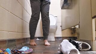 Nerdy Faery Piss and Change in the Public Bathroom