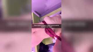 Blonde Trainerin will nach Solarium betrügen auf Snapchat