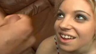 Anal fuck for the horny blonde Holly Stevens