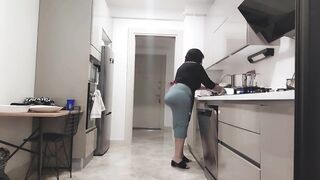 Step Mom helps her Step Son to cum inside - accidental creampie