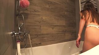 Секс измена в ванной комнате с другом мужа.Реальная измена