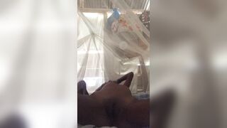 Pareja amateur garganta profunda y anal con una novia tetona natural