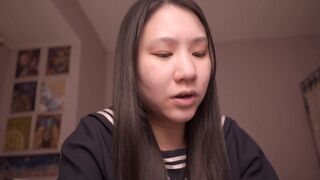 Japanese Schoolgirl ASMR - Isaiah 30-34 - Sister in Christ