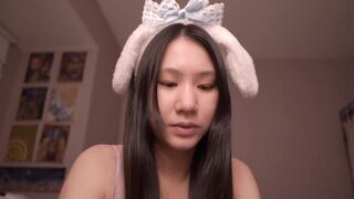 Asian Bunny Girl ASMR - Isaiah 52-58