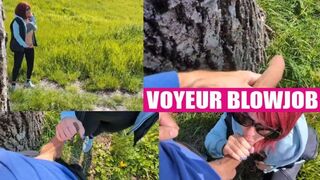 Pompino rischioso all'aperto a un guardone sconosciuto