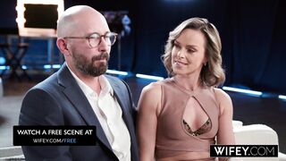 WIFEY Gorgeous Fit Hotwife Serenity Cox Gets Huge Creampie In Threesome