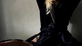 A HUGE COCK FOR MY STEPSISTER. SCHOOLGIRL GIVES A BLOWJOB WHILE HER PARENTS ARE OUT OF THE HOUSE