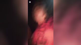 Me cojo al novio de mi amiga (le vendo los ojos )