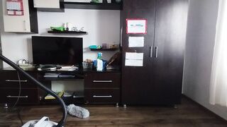 Sexy brunette dances naked in the house. Milf hairy pussy, big ass, big tits.