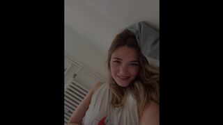 HILDE_FRENCH- BRIGHT BREASTS