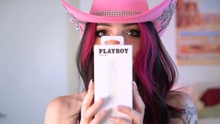 Alt Girl Playboy Vibrator Review With Orgasm!