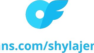 Four different toys, one single pussy