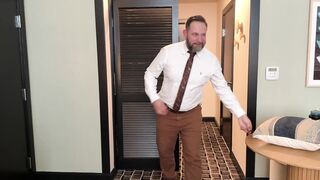 RustyTaylor and SeattleDad Breed Boss Bearfoothunter