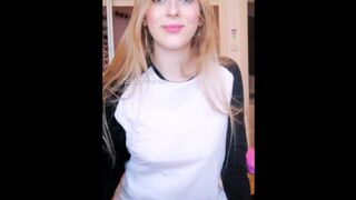 Spinning Chair - Teen Nude TikTok - Sunny Blondy