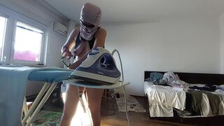 Amateur wife does housework naked.