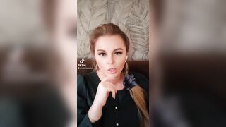 Со стороны обычная любовь скучная